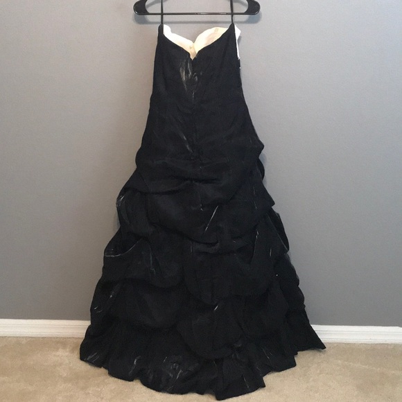 Prom Dress - Picture 3 of 4